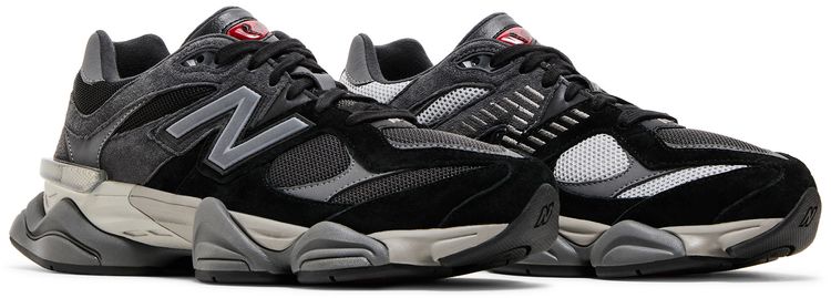 9060 Black Castlerock