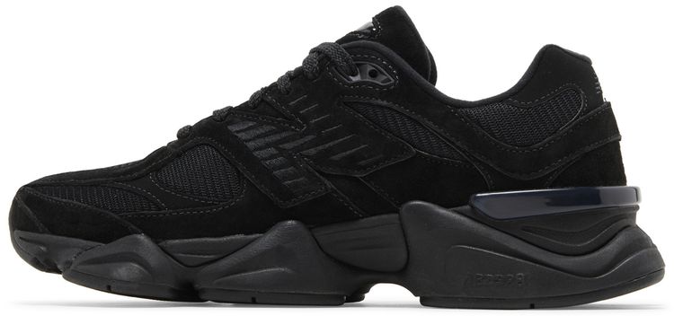9060 Triple Black
