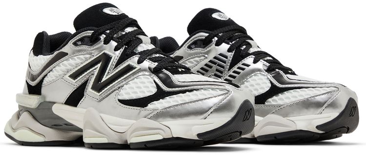 9060 Metallic
