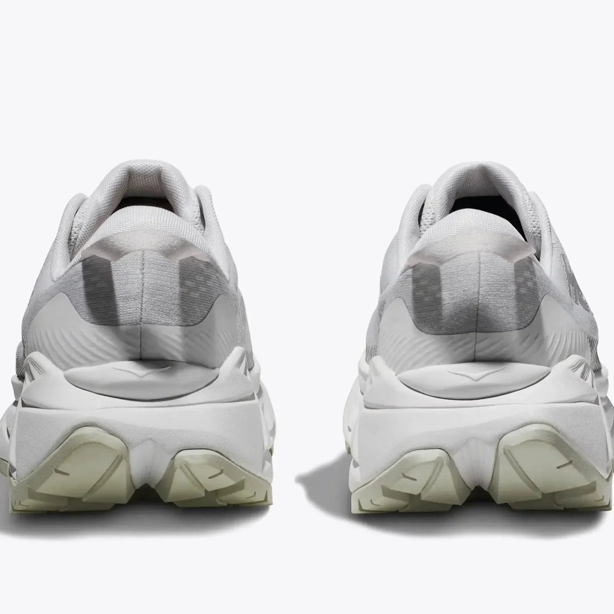Skyline-Float X White Chalk / White