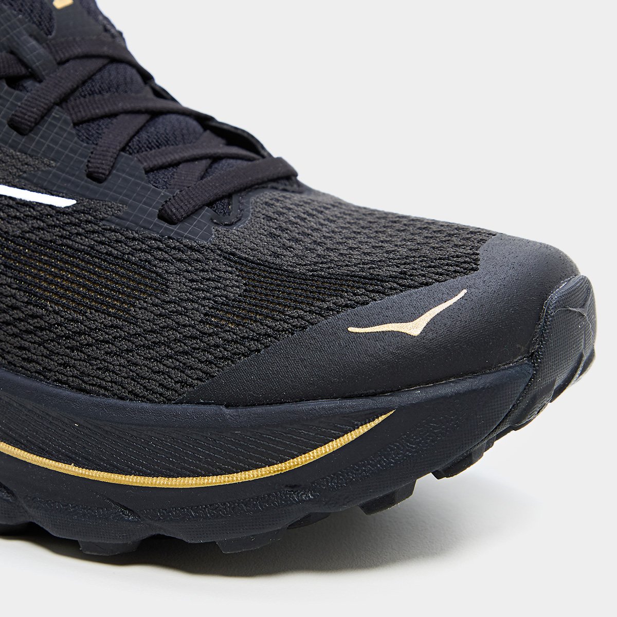 Challenger 8 Black / Gold
