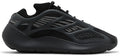 700 V3 Black